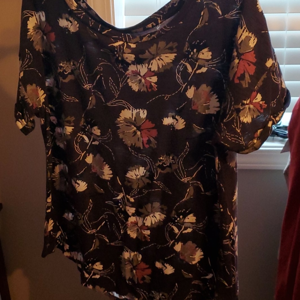 Floral Tee